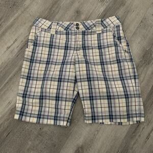 Levi's Shorts Womens Sz 6 Plaid Bermuda Flat Front Flap Pockets Stretch